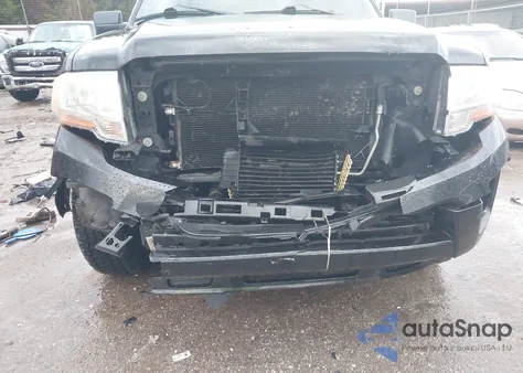 2015 Ford Expedition Xlt z USA, uszkodzony, nr VIN 1FMJU1HT8FEF25554